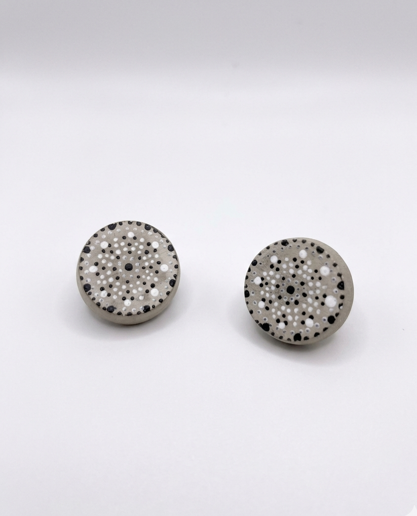 The Patterned Studs