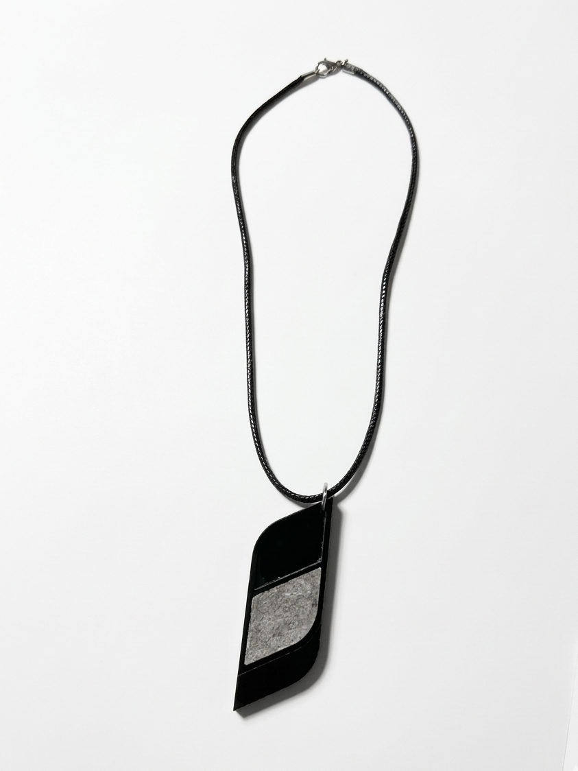 The Slanted Pendant
