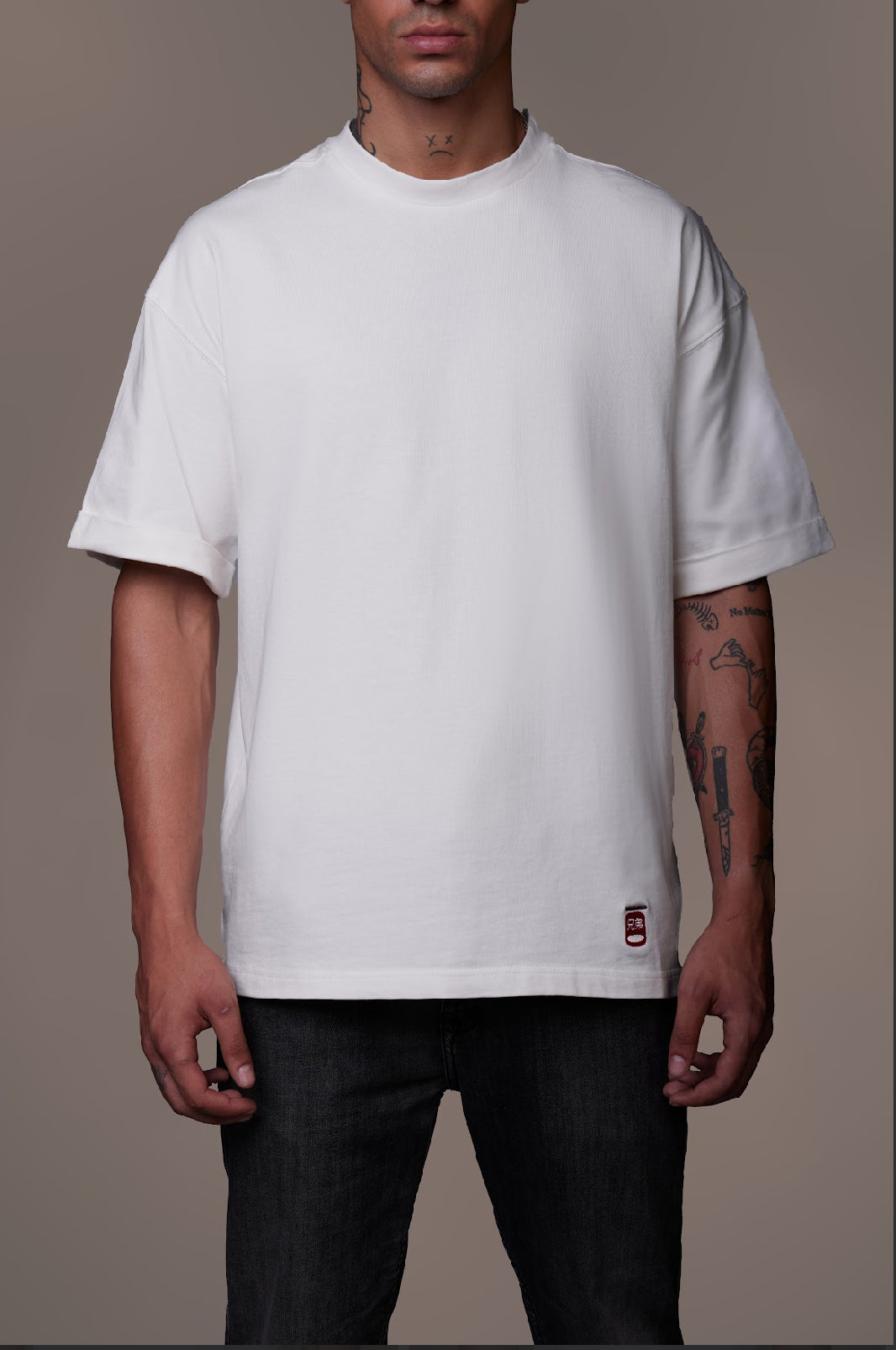 Oversized reversed sleeves